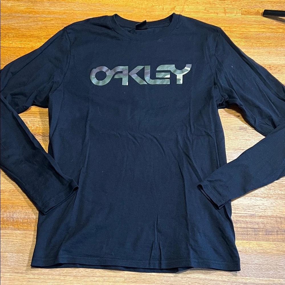 Oakley Men Medium Custom Fit Black Camo Graphic Logo Long Sleeve Crew Neck Tee